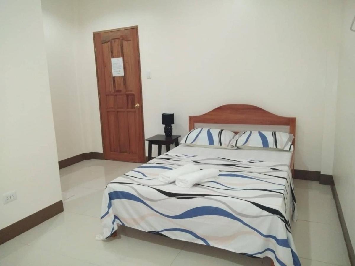 Junie Pension House Moalboal Bagian luar foto