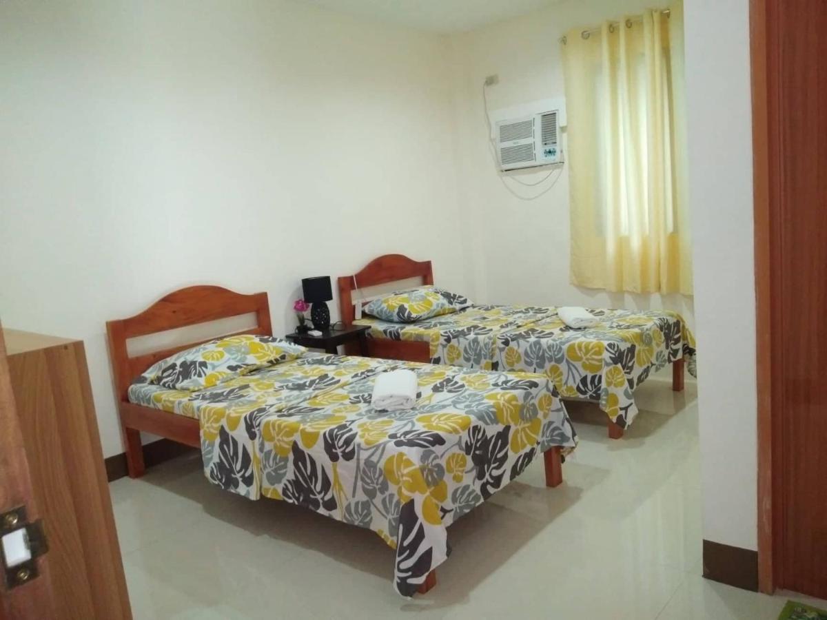 Junie Pension House Moalboal Bagian luar foto