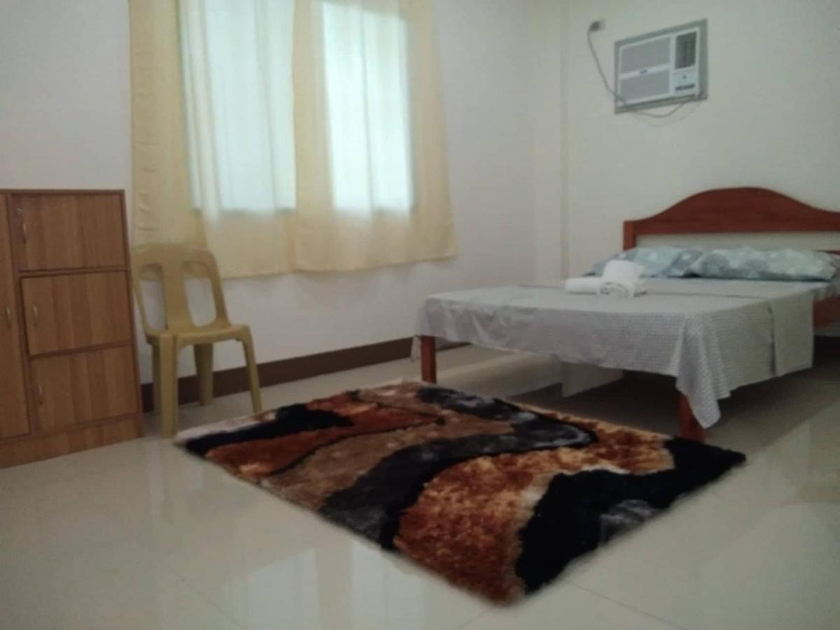 Junie Pension House Moalboal Bagian luar foto