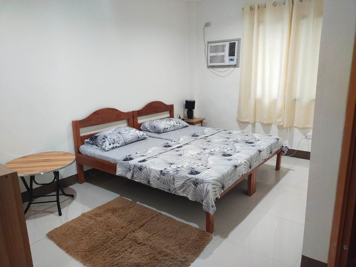 Junie Pension House Moalboal Bagian luar foto